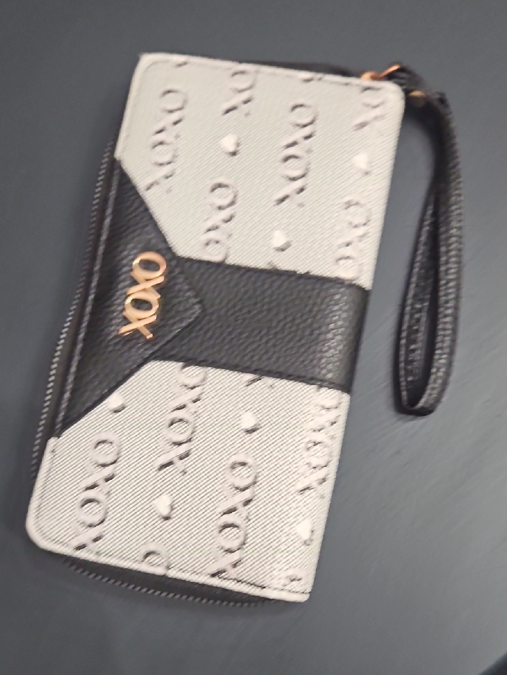 XOXO Black and White Logo Zip Wristlet